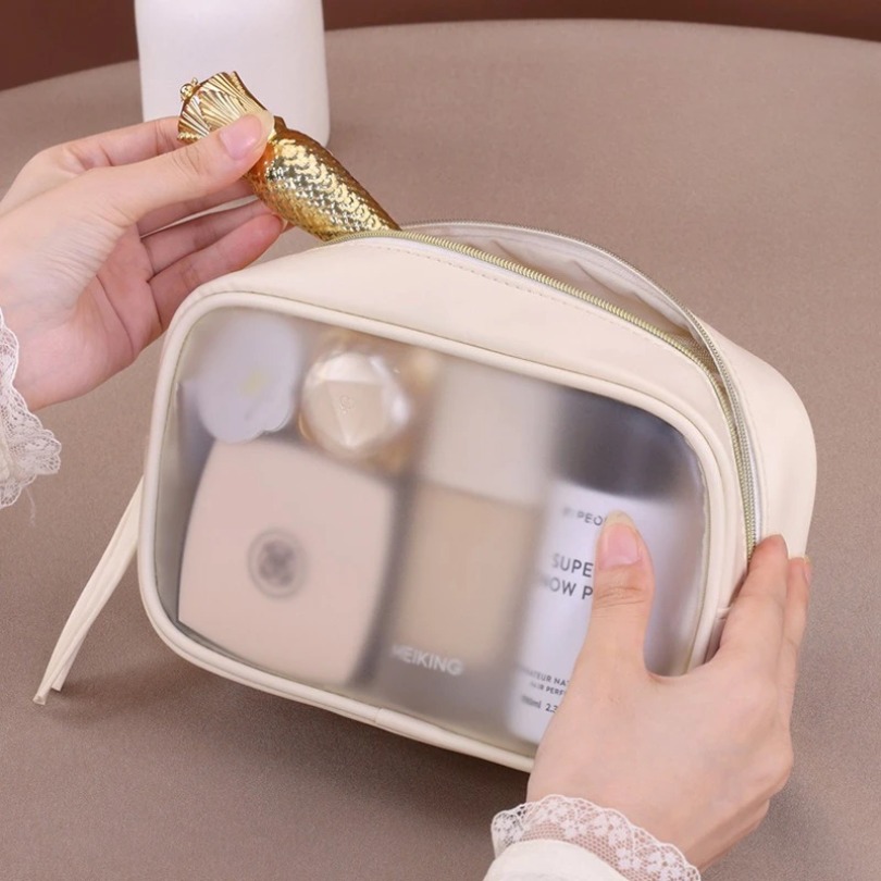 Semi-transparent Luxury Makeup - đánh giá và giá Luxury Skincare Samples